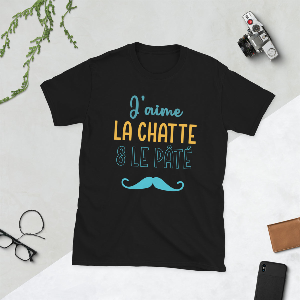 T-shirt humoristique "J'aime la chatte et le pâté"! - Awaï Store